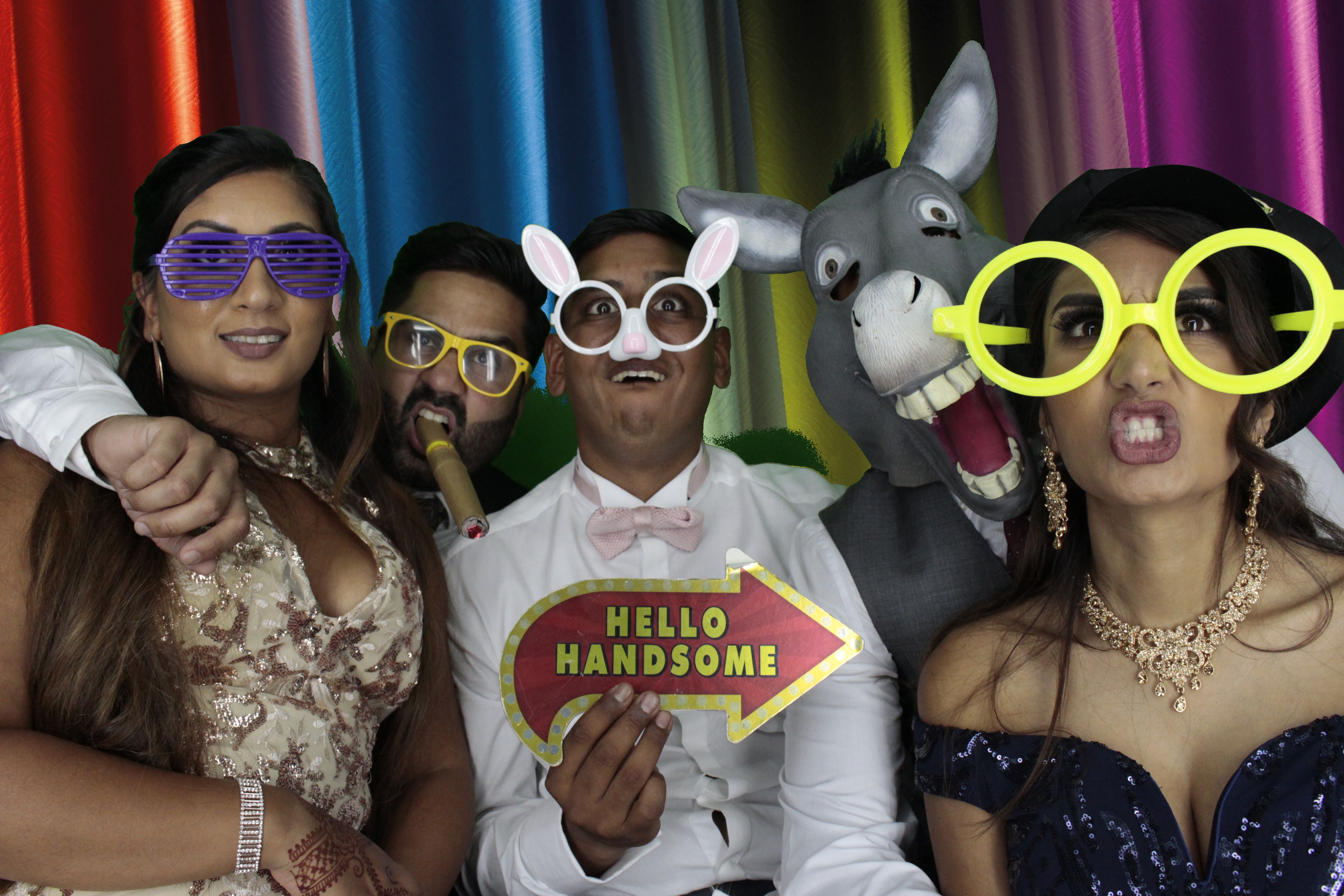 Bhavin & Yasmin’s Wedding | View more photos from the event at gallery.myphotoboothexperience.co.uk/u/MyPhotoBoothExperienceLtd/Bhavin-Yasmin’s-Wedding